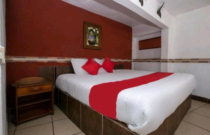Hotel Real Cortes ミネラル・デル・モンテ エクステリア 写真